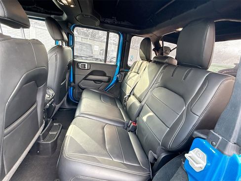 Used 2023 Jeep Wrangler Unlimited Sahara w/ Cold Weather Group image 24