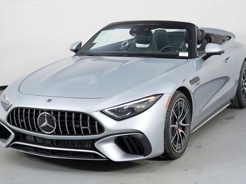 Used 2022 Mercedes-Benz SL 55 AMG AMG SL 55 w/ Driver Assist Pac image 49