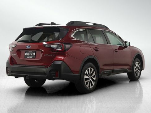 Used 2020 Subaru Outback Premium image 5