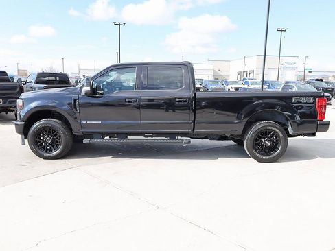 Used 2022 Ford F350 Lariat w/ Black Appearance Package AWD/4WD image 3