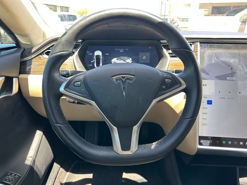 Used 2014 Tesla Model S 60 RWD image 14