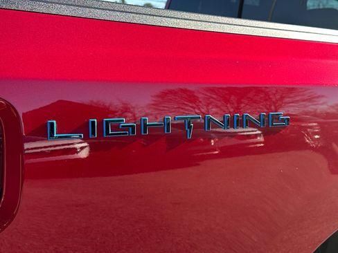 Used 2023 Ford F150 Lightning Lariat w/ Tow Technology Package image 18