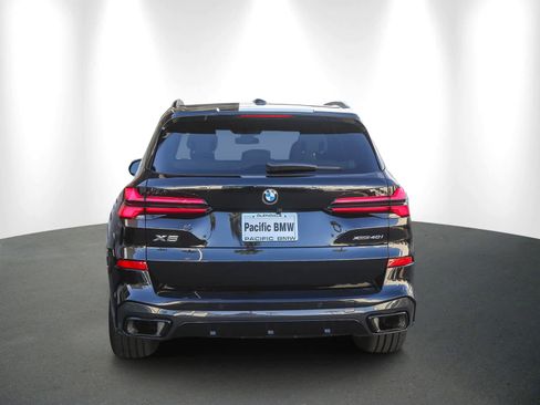 Certified 2024 BMW X5 xDrive40i w/ M Sport Package image 5