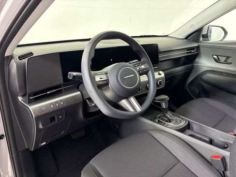 New 2026 Hyundai Kona SE image 15