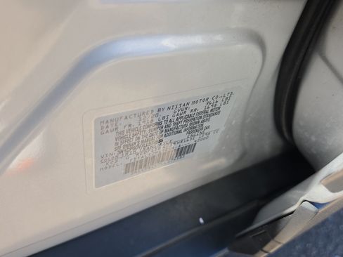 Used 2020 Nissan Kicks SV FWD image 31