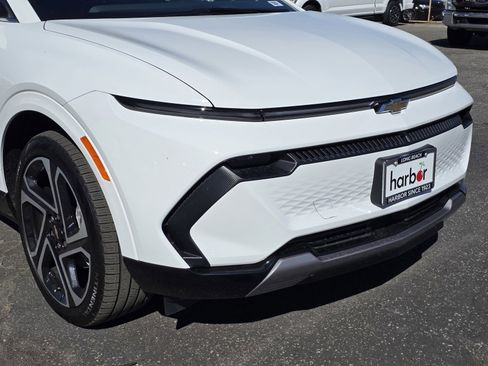 New 2026 Chevrolet Equinox EV LT w/ Convenience Package II image 9