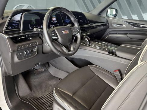 Used 2024 Cadillac Escalade Sport w/ LPO, ONYX Package AWD/4WD image 10