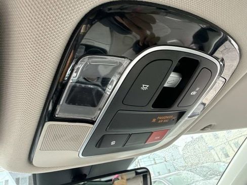 Used 2022 Hyundai Tucson Limited image 30