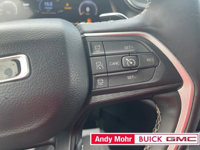 Used 2023 Jeep Grand Cherokee L Laredo AWD/4WD image 24