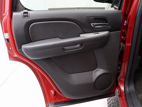 Used 2014 Chevrolet Tahoe LT w/ Suspension Package, Off-Road image 26