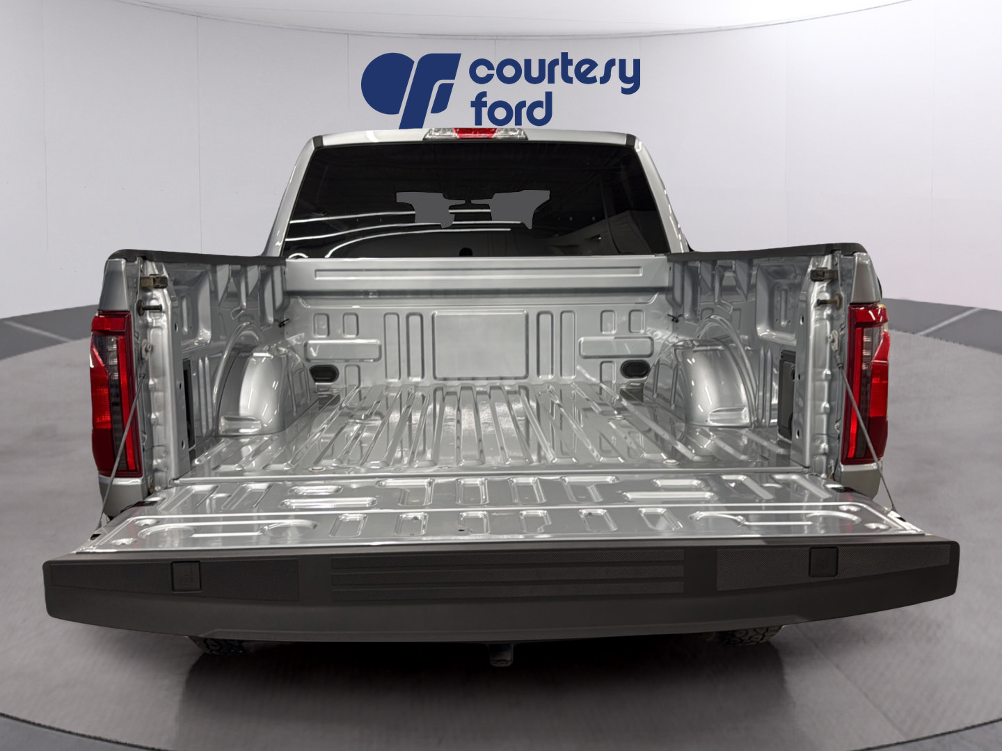 Certified 2024 Ford F150 XLT w/ Mobile Office Package AWD/4WD image 9