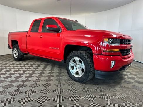 Used 2019 Chevrolet Silverado 1500 LT w/ All Star Edition image 2