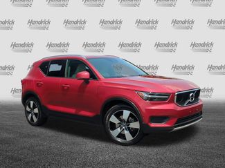 Used 2019 Volvo XC40 T4 Momentum FWD video 2