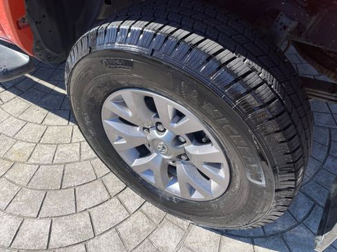 Used 2016 Toyota Tacoma SR5 image 28