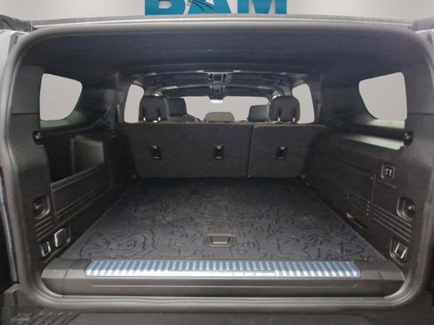 New 2025 GMC Hummer EV 2X w/ LPO, Dark Essentials Package AWD/4WD image 15