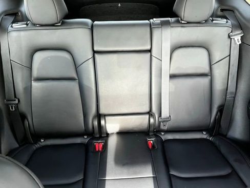 Used 2022 Tesla Model Y Performance image 14