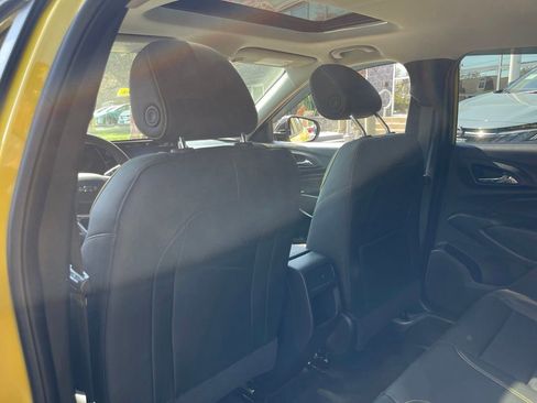 Used 2024 Chevrolet Trax ACTIV w/ Sunroof Package FWD image 19