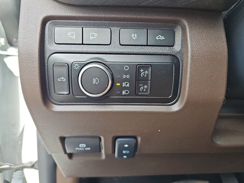 Used 2024 Ford F250 King Ranch w/ Chrome Package AWD/4WD image 23