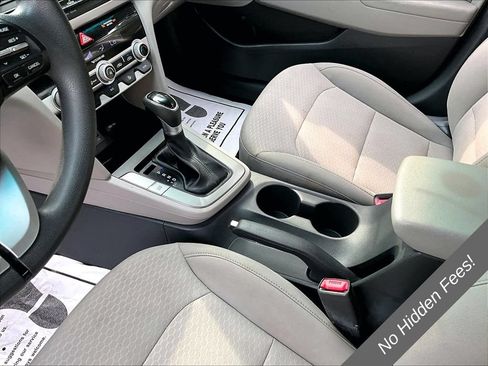 Used 2020 Hyundai Elantra SEL FWD image 11