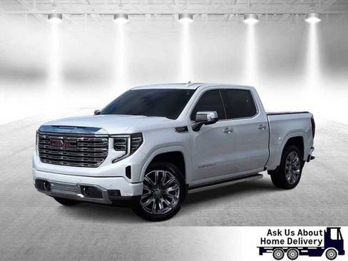 Used 2023 GMC Sierra 1500 Denali w/ Denali Reserve Package AWD/4WD image 1