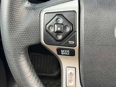 Used 2019 Toyota 4Runner Limited image 25