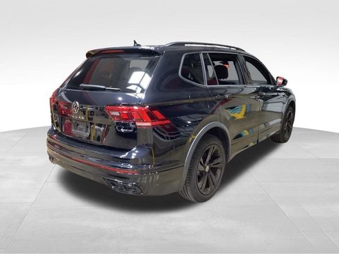 Used 2024 Volkswagen Tiguan SE R-Line image 4