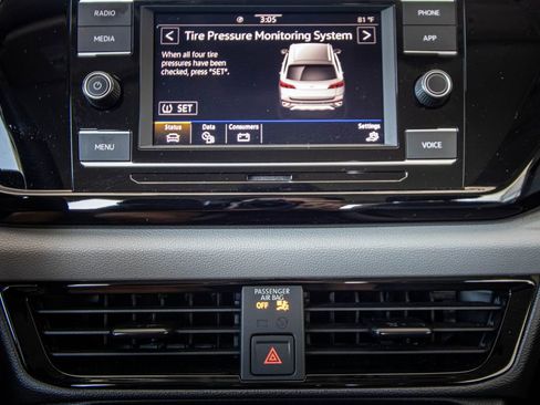 Used 2023 Volkswagen Taos S FWD image 39