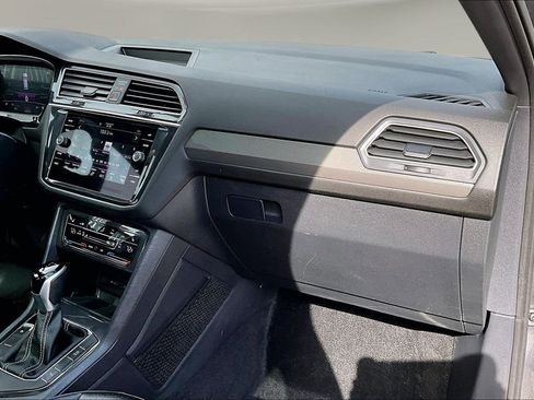Used 2024 Volkswagen Tiguan SE R-Line w/ MDO Package, Two-Row AWD/4WD image 25
