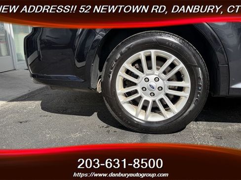 Used 2019 Ford Flex SEL w/ Equipment Group 202A AWD/4WD image 9
