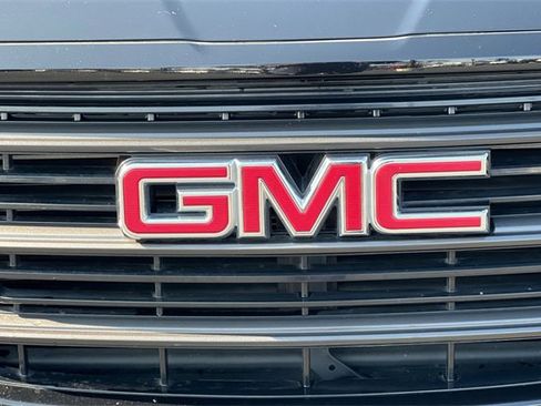 Used 2021 GMC Terrain SLE w/ Driver Convenience Package image 38