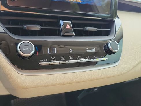 Certified 2024 Toyota Corolla LE FWD image 18