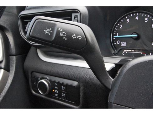 Used 2023 Ford Explorer XLT RWD image 21