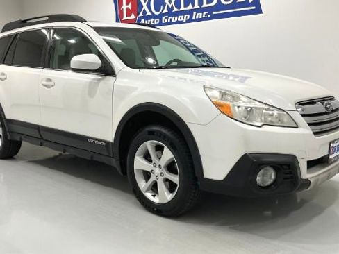 Used 2014 Subaru Outback 2.5i Limited AWD/4WD image 2