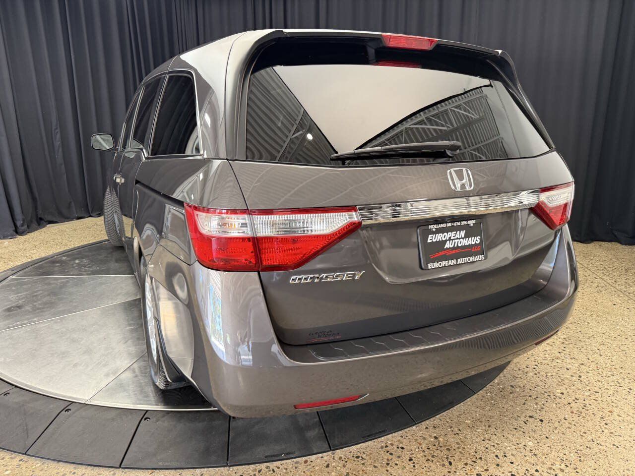 Used 2012 Honda Odyssey EX-L image 7