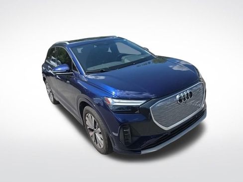 Used 2023 Audi Q4 e-tron Premium Plus w/ Premium Plus RWD image 2
