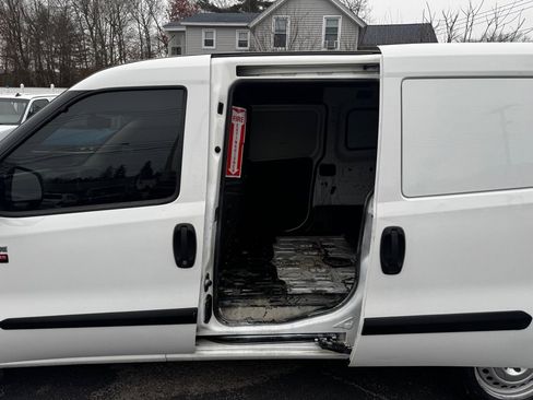 Used 2020 RAM ProMaster City Tradesman w/ Window Group 04 image 13