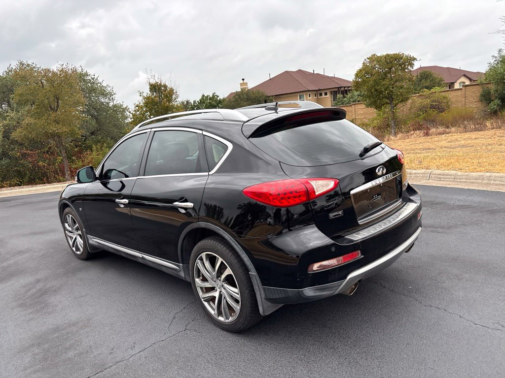 Used 2016 INFINITI QX50 2WD w/ Deluxe Touring Package image 3