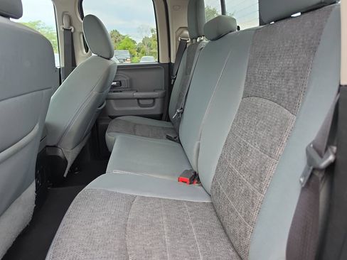 Used 2017 RAM 1500 Big Horn RWD image 29