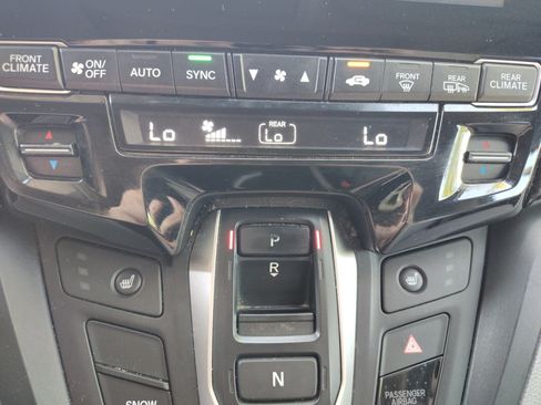 Used 2018 Honda Odyssey EX-L image 26