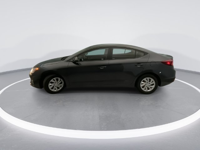 Used 2020 Hyundai Elantra SE FWD image 3
