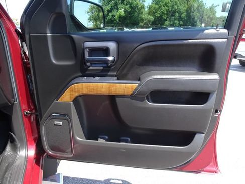 Used 2014 GMC Sierra 1500 SLT w/ SLT Crew Cab Value Package AWD/4WD image 18