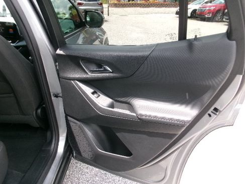 Used 2026 Chevrolet Equinox LT FWD image 14