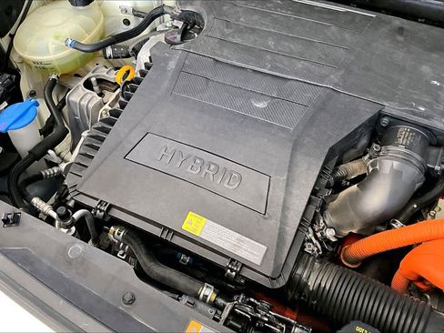 Used 2019 Kia Niro Touring image 32