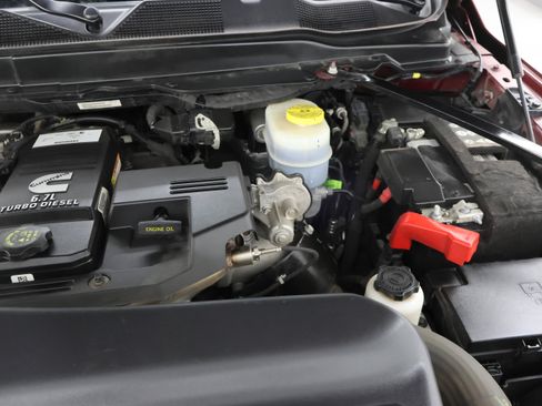 Used 2022 RAM 3500 Laramie image 18