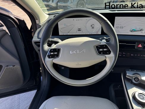 Certified 2024 Kia EV6 Wind image 16