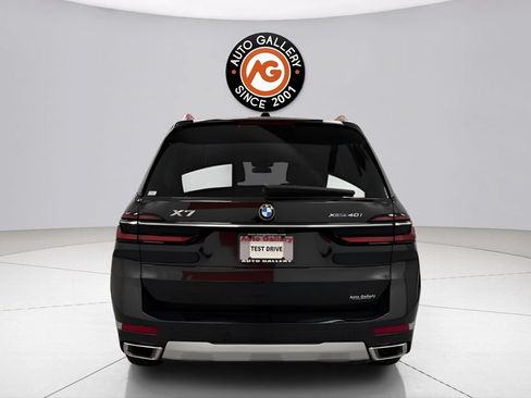 Used 2025 BMW X7 xDrive40i AWD/4WD image 6