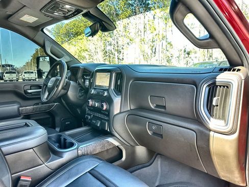 Certified 2022 GMC Sierra 3500 Denali w/ Denali Ultimate Package image 29