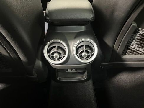 Used 2020 Alfa Romeo Stelvio Ti Sport w/ Quick Order Package 22S Sport AWD/4WD image 39