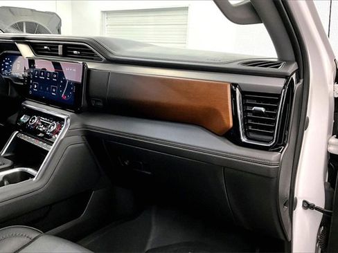 Used 2023 GMC Sierra 1500 Denali image 17