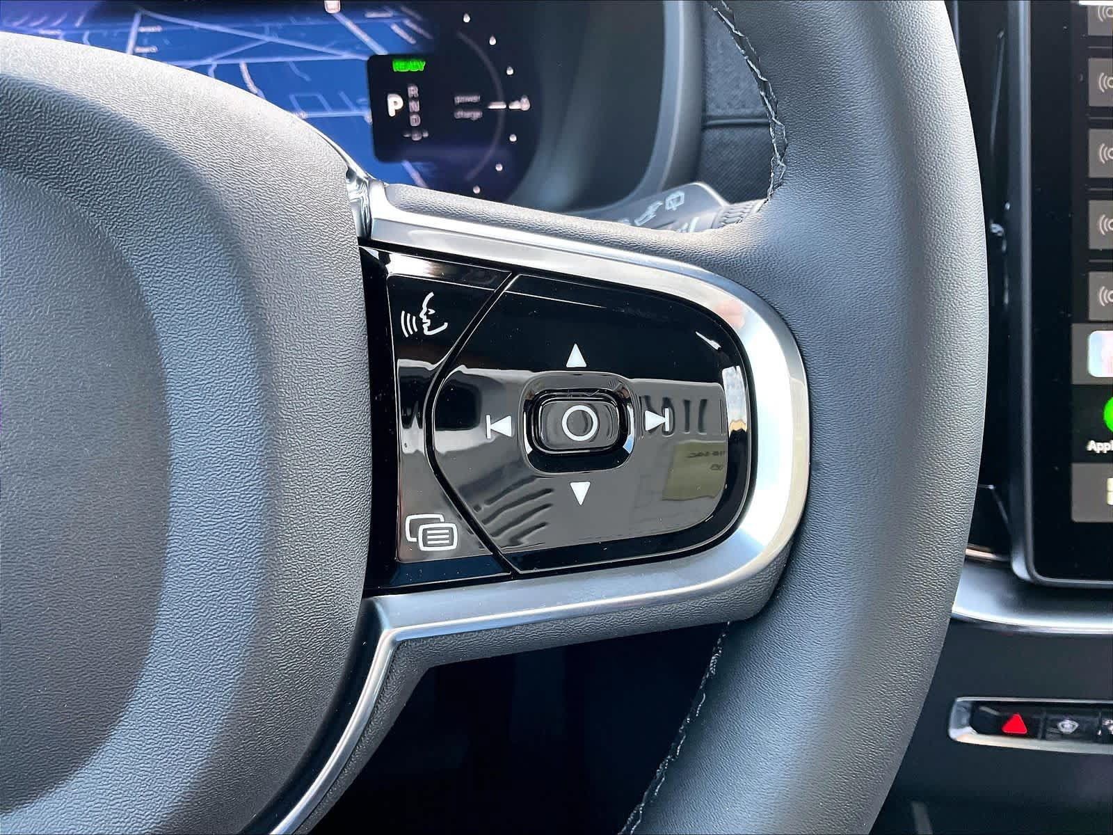 New 2026 Volvo XC90 T8 Ultra w/ Lounge Package AWD/4WD image 18